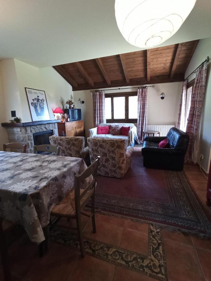 Chalet En El Pirineo De Aragon Neril Exteriér fotografie